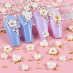 30 Pcs Small White Flowers Nail Art Jewelry with Steel Balls 3D Nail Art Accessory Resin Flower Decoration