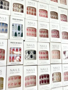 ABS False Nail Tips Short Squoval Design 24pcs Fake Nails with Nail Glue for Press on Nails