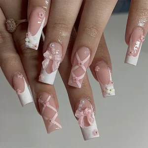 Wears a 24PCS Replica Nail in the Shape of a Coffin Designed by a French Ballerina Using the Cat Fake Nails