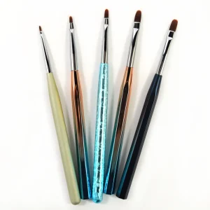 Factory Customized Logo Flat Head Nail Polish Brush Beauty Color Glossy Nylon Hair Plastic Handle Gel Nail Art Brushes
