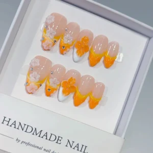 French style Three dimensional Gradient Carved Almond shaped False Nails Purely Handmade Wearable Nail Tips