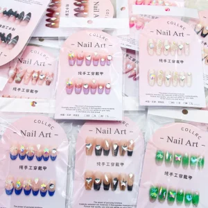 High Quality Luxury Fashionable Colorful Press On Nails Packaging Paper Card in Bags