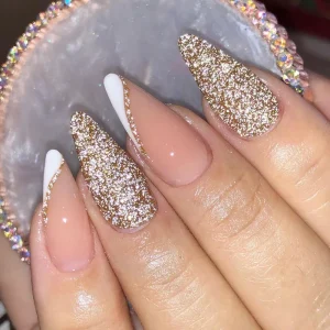 Nail Supply INS False Nail Art White sharp Shinny Medium Almond champagne Press on Nail Fingernail