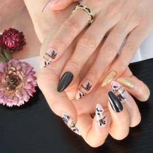 Newest 24pcs Golden Glitter Leaf Design Medium Stiletto ABS Manicure Nail Art Tips Press Artificial Fingernail Decorations for