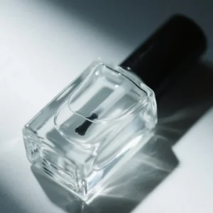 OEM Custom Logo Long Lasting Shiny Glossy 15ml Nail Polish Vegan Low Odor Base Top Coat Oil Lacquer