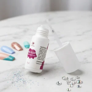 Odorless Brush on Nail Glue 5g for Press on Nails Non toxic Gentle Adhesive Strong Hold Glue for Nail Tips No Damaging