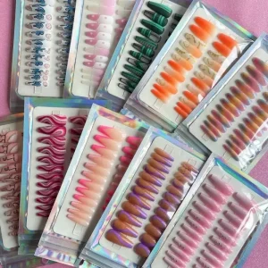 Square Medium False Nails With Factory Price New Arriving French Full Cover Acrylic Nails for Women